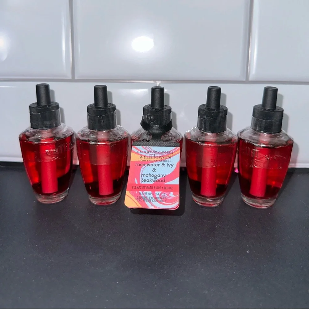 5 Rose Water & Ivy & Mahogany Teakwood Wallflower Refills